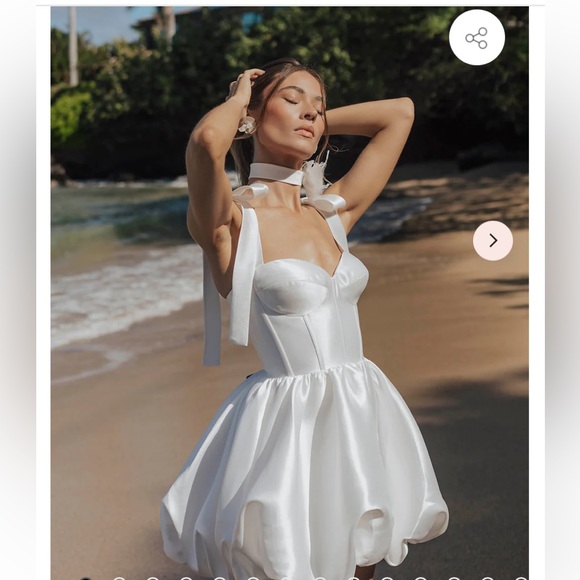 Bridel dress untamed petals dress +choker - Picture 1 of 14